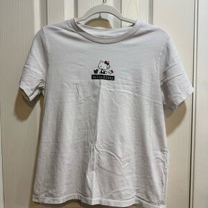 uniqlo hello kitty shirt